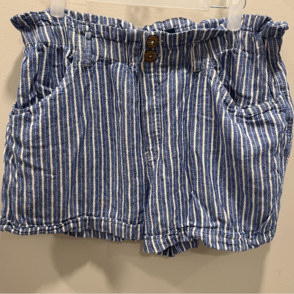 Linen High Waist Blue and White Striped Shorts